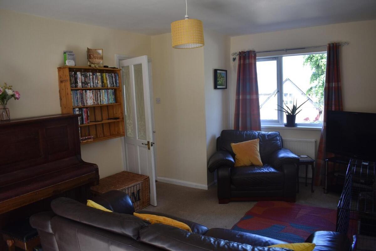 Cozy 3 Bed Family Home By Park Penrith Exterior photo